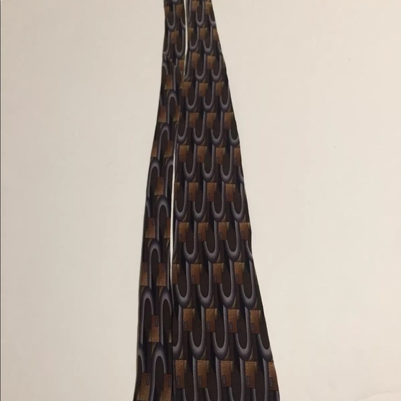 Jimmy V Jim Valvano Collection One Silk Tie - Picture 5 of 8